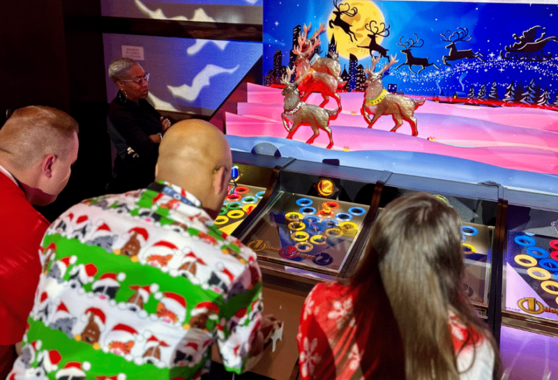 Roll-a-Ball Reindeer Racing | Experience by Interactive Entertainment Group
