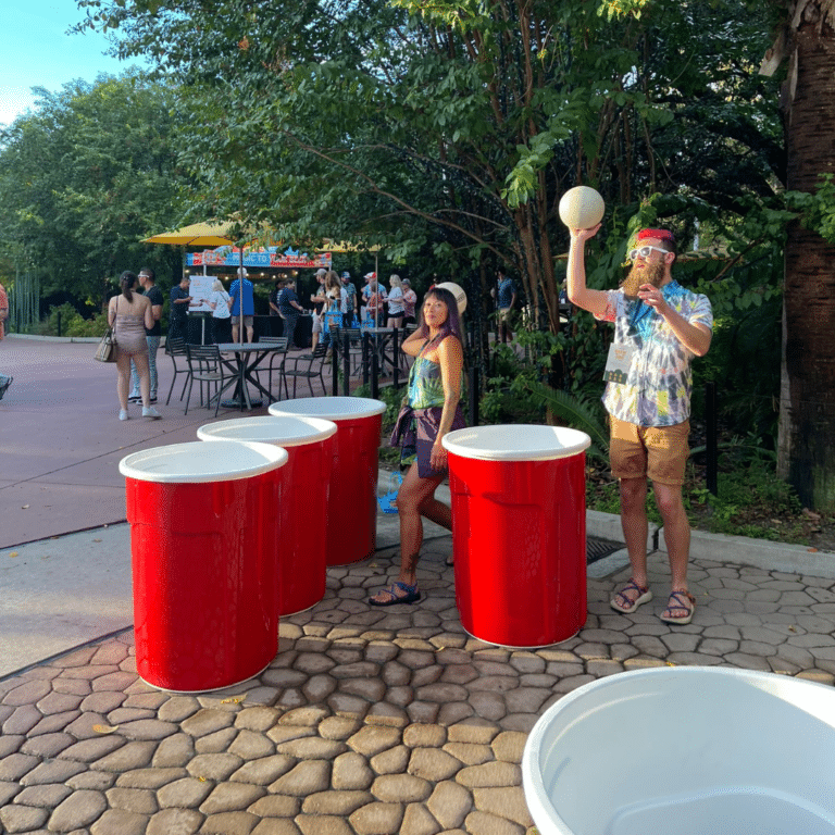 Giant Beer Pong | Experience by Interactive Entertainment Group