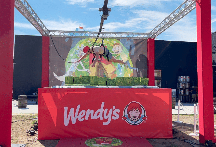 Wendy's Giant Human Claw Machine | Experience by Interactive Entertainment Group